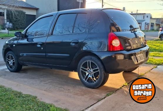 Autos - Renault Clio pack plus 2011 Nafta 133000Km - En Venta