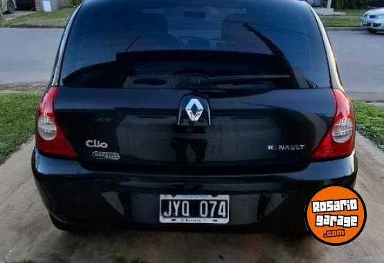 Autos - Renault Clio pack plus 2011 Nafta 133000Km - En Venta