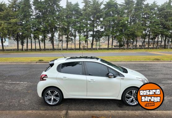 Autos - Peugeot 208 2018 Nafta 35000Km - En Venta