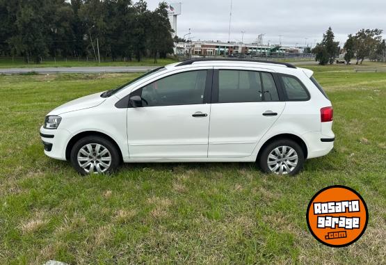 Autos - Volkswagen Suran 2012 Nafta 135000Km - En Venta