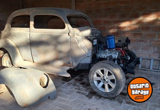 Clásicos - Ford 38 Con Trailer - En Venta