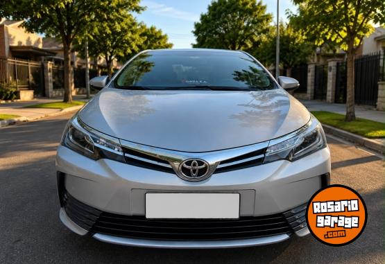 Autos - Toyota 1.8 SEG 2017 Nafta 92800Km - En Venta