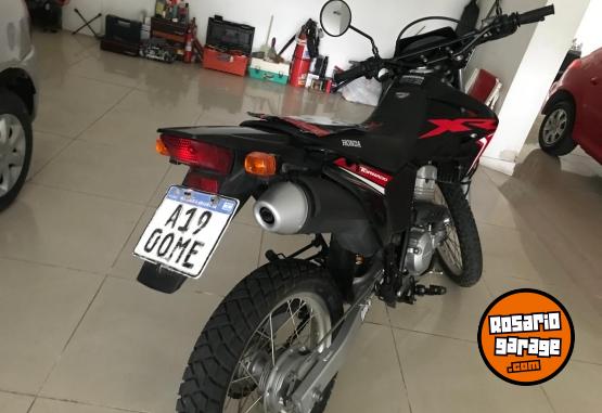 Motos - Honda Xr tornado 250 2023 Nafta 11000Km - En Venta