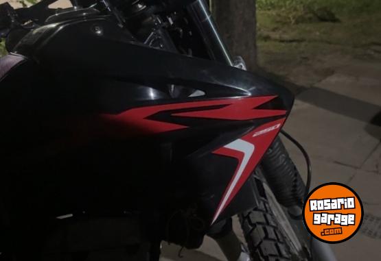 Motos - Honda Xr tornado 250 2023 Nafta 11000Km - En Venta