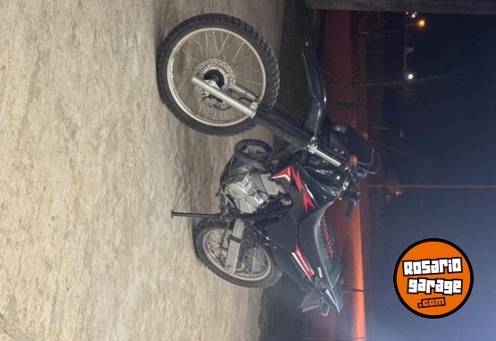 Motos - Honda Xr tornado 250 2023 Nafta 11000Km - En Venta