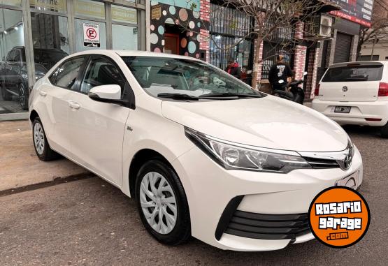Autos - Toyota Corolla XLI 2017 Nafta 63000Km - En Venta