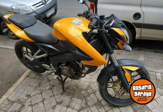 Motos - Bajaj Rouser ns 200 2014 Nafta 18593Km - En Venta