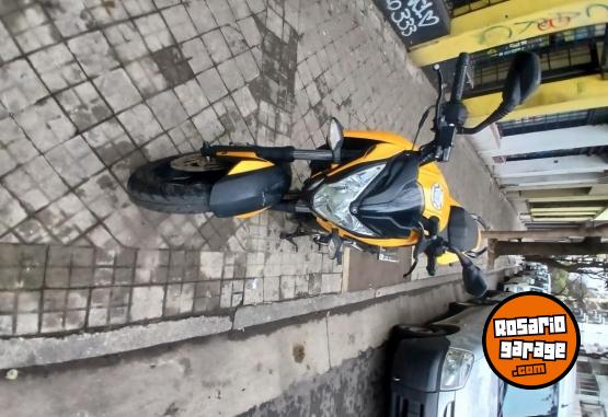 Motos - Bajaj Rouser ns 200 2014 Nafta 18593Km - En Venta