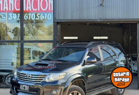 Camionetas - Toyota Hilux SW4 SRV 4x4 2012 Diesel 208000Km - En Venta