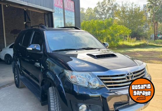 Camionetas - Toyota Hilux SW4 SRV 4x4 2012 Diesel 208000Km - En Venta