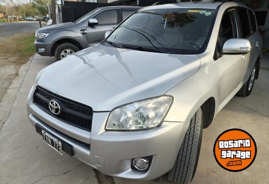 Camionetas - Toyota Rav 4x4 cuero 2010 GNC 238000Km - En Venta