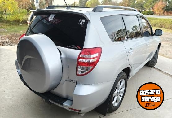 Camionetas - Toyota Rav 4x4 cuero 2010 GNC 238000Km - En Venta