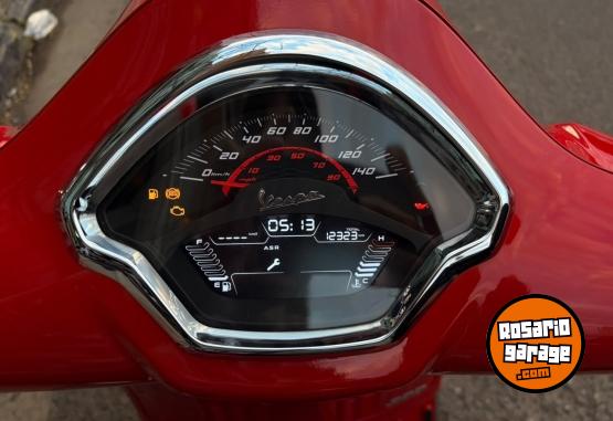 Motos - Vespa Gts Super 300 2025 Nafta 12000Km - En Venta