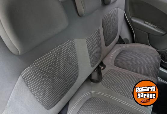 Autos - Fiat palio attractive 1.4 2012 Nafta 112700Km - En Venta