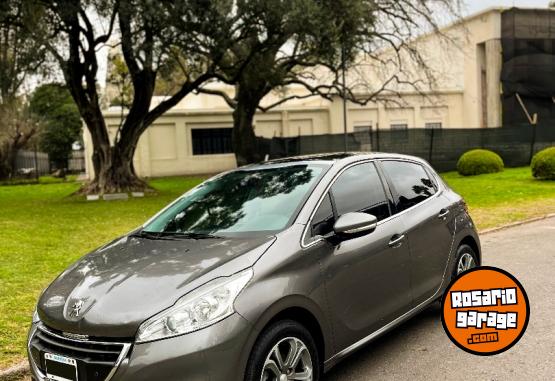 Autos - Peugeot 208 2015 Nafta 79379Km - En Venta