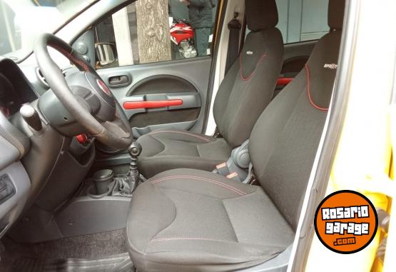 Autos - Fiat Uno Sporting 2011 Nafta 156000Km - En Venta