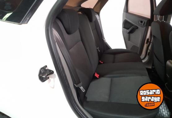 Autos - Ford Focus trend plus 2013 Nafta 154000Km - En Venta