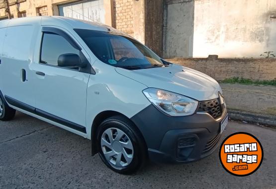 Utilitarios - Renault Kangoo 2019 GNC 154000Km - En Venta