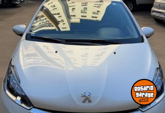 Autos - Peugeot 208 ALLURE 2017 Nafta 40200Km - En Venta