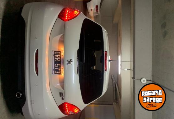 Autos - Peugeot 208 feline pack cuir 2015 Nafta 47000Km - En Venta