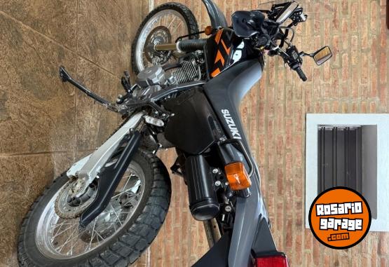 Motos - Suzuki DR 650 2025 Nafta 1900Km - En Venta