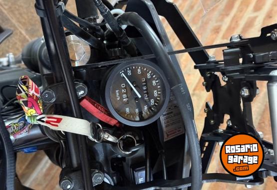 Motos - Suzuki DR 650 2025 Nafta 1900Km - En Venta