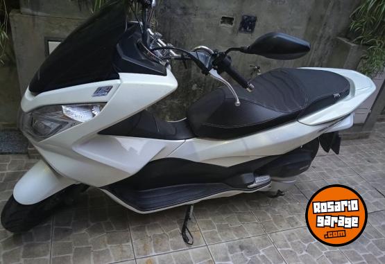 Motos - Honda PCX 2018 Nafta 23000Km - En Venta