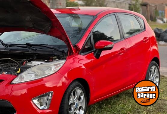 Autos - Ford Fiesta kinetick 2013 Nafta 188000Km - En Venta