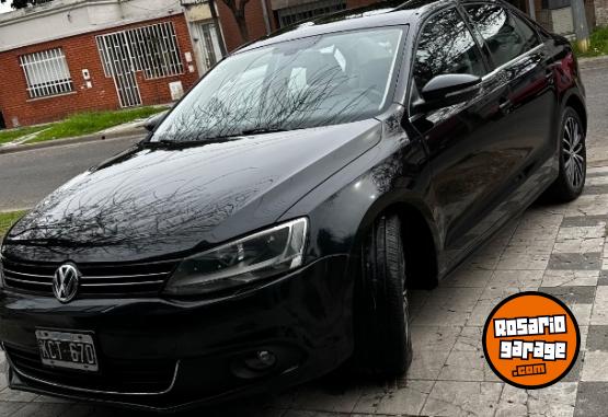 Autos - Volkswagen Vento 2011 Nafta 143000Km - En Venta