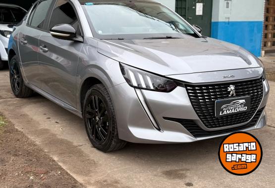 Autos - Peugeot 208 2023 Nafta 20000Km - En Venta