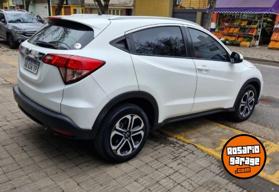 Autos - Honda HRV 2019 Nafta 120000Km - En Venta