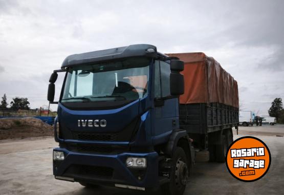 Camiones y Gr�as - IVECO Tector 240E28N � A�o 2021 � Excelente estado - En Venta