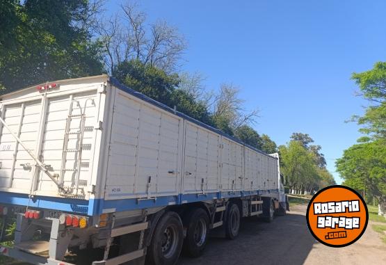 Camiones y Grúas - Equipo completo o por separado - En Venta