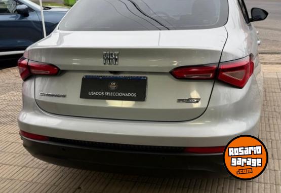 Autos - Fiat CRONOS DRIVE 1.3 2020 Nafta 101500Km - En Venta