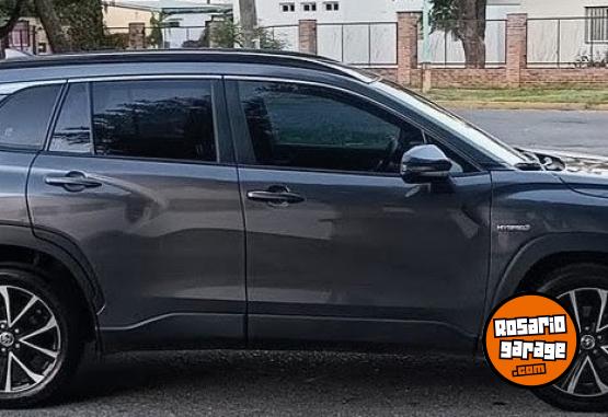 Camionetas - Toyota COROLLA CROSS SEG HÍBRIDO 2022 Electrico / Hibrido 100000Km - En Venta