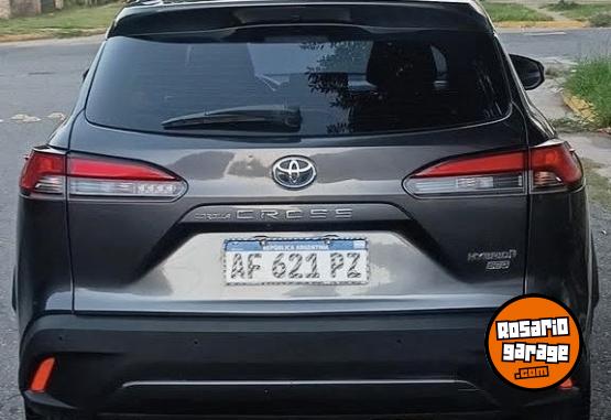 Camionetas - Toyota COROLLA CROSS SEG HÍBRIDO 2022 Electrico / Hibrido 100000Km - En Venta