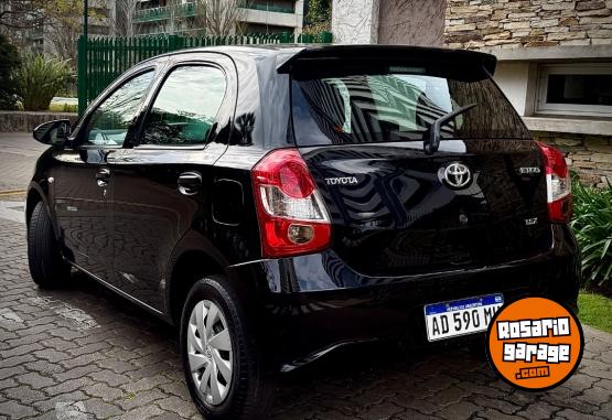 Autos - Toyota ETIOS 2019 Nafta 60000Km - En Venta