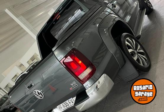 Camionetas - Volkswagen AMAROK EXTREME V6 2023 Diesel 85000Km - En Venta