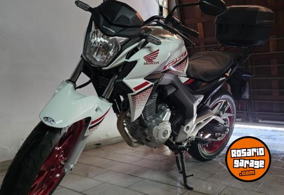 Motos - Honda CB250 Twister 2023 Nafta 111111Km - En Venta
