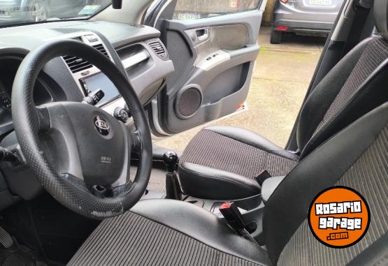 Camionetas - Kia Sportage 2007 Nafta 230000Km - En Venta