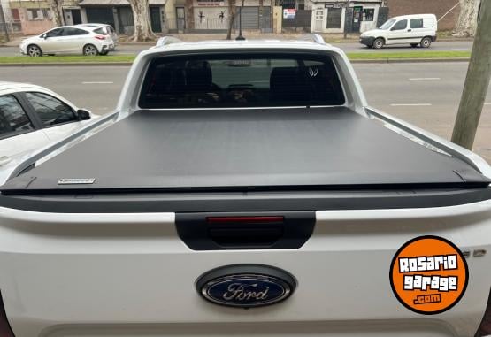 Camionetas - Ford Ranger Limited 2023 Diesel 43000Km - En Venta
