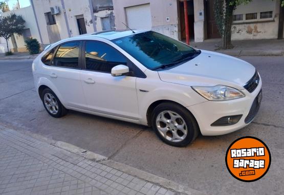 Autos - Ford FOCUS GHIA 2.0 2013 GNC 210000Km - En Venta