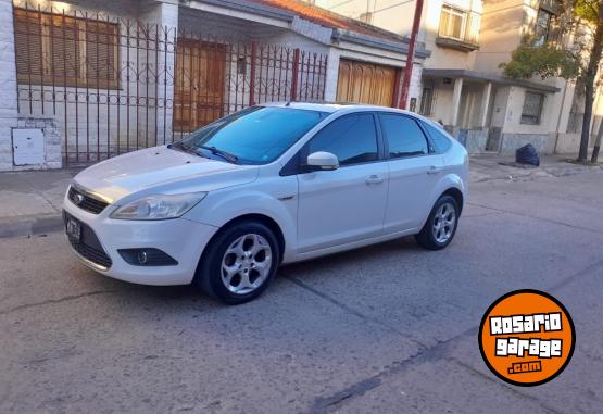 Autos - Ford FOCUS GHIA 2.0 2013 GNC 210000Km - En Venta