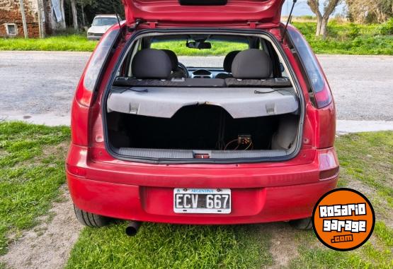 Autos - Chevrolet Corsa 2 2003 Nafta 200000Km - En Venta