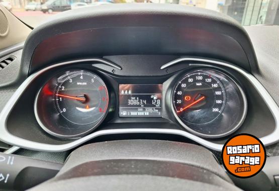 Autos - Chevrolet Onix Plus 1.0 LT 2025 Nafta 30800Km - En Venta