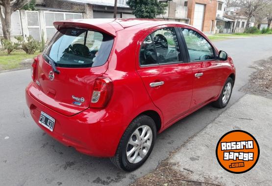Autos - Nissan March 2015 Nafta 60000Km - En Venta