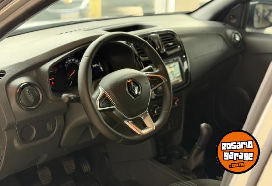 Autos - Renault Logan Life 1.6 2023 Nafta 19000Km - En Venta