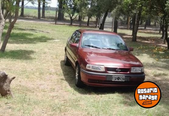 Autos - Opel Vectra 1995 Nafta 300000Km - En Venta