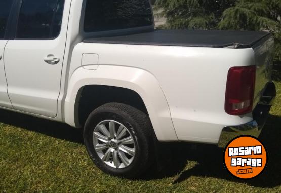 Camionetas - Volkswagen Amarok 2.0 TDI 180 CV 2015 Diesel 247000Km - En Venta