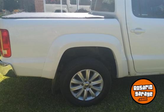Camionetas - Volkswagen Amarok 2.0 TDI 180 CV 2015 Diesel 247000Km - En Venta